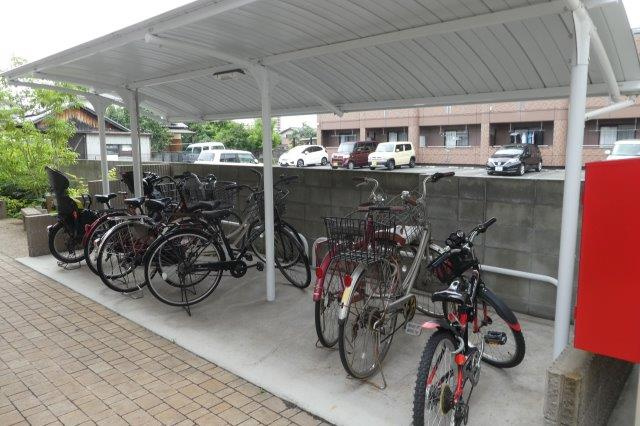 倉敷市田ノ上の賃貸マンションのその他共用部分|自転車置き場