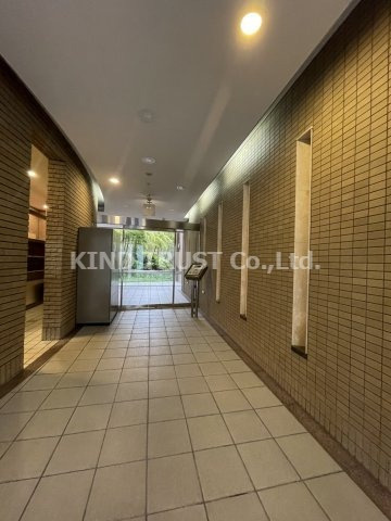 エスパシオ21のロビー|落ち着いたロビーです