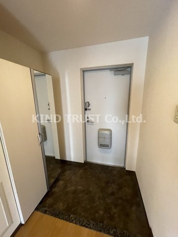 エスパシオ21の玄関|落ち着いた玄関です