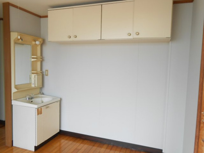 【独立洗面台】 | ケイコーポクキタ | 独立洗面台で身支度をすべて済ませてしまいましょう