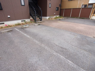 【エントランス】 | リーリエ