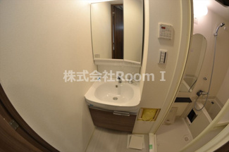 【洗面所】 | プレサンス谷町七丁目Ⅱ | スペースが確保できる洗面所です