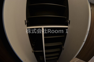 【玄関】 | プレサンス谷町七丁目Ⅱ | 明るい玄関です
