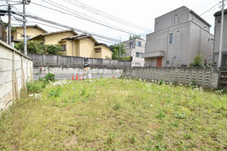 【外観】 | 現地見学や資料請求などお気軽にお問合わせ下さい。
周辺環境とあわせて現地ご案内致します。