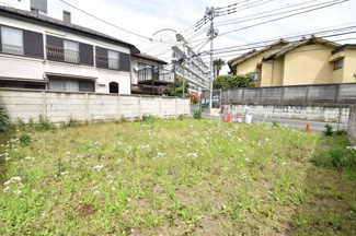 【外観】 | 現地見学や資料請求などお気軽にお問合わせ下さい。
周辺環境とあわせて現地ご案内致します。