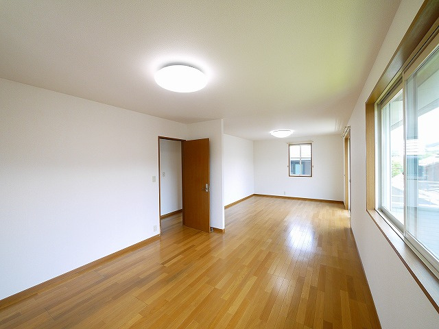 州見台5丁目一戸建ての洋室