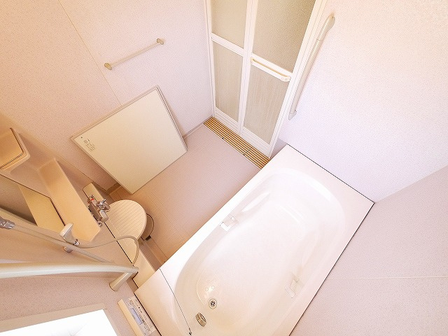 州見台5丁目一戸建ての浴室