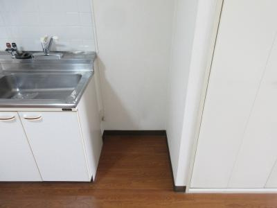 ラピス四条のその他|冷蔵庫設置スペース