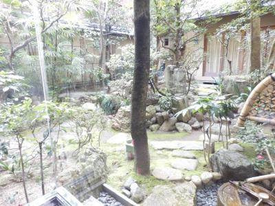 ラピス四条のその他|1階部分に日本庭園