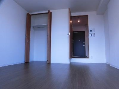 シボラ六条高倉の子供部屋|洋室