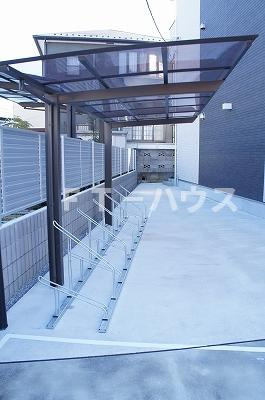 リブリ・津田沼7丁目の駐車場