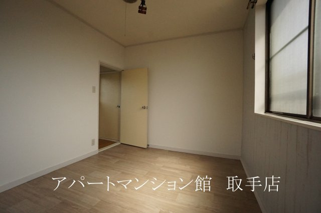 双葉１丁目戸建（Ｓ邸）の洋室
