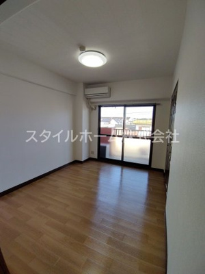 【居間・リビング】 | サンミレイ | おしゃれな居間です