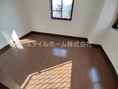 【居間・リビング】 | サンミレイ | リビングです