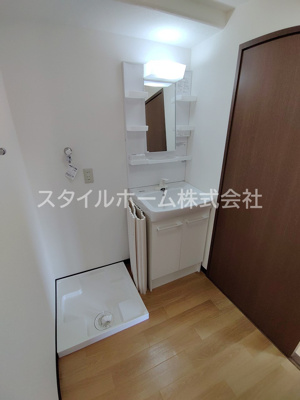 【洗面所】 | サンミレイ | 広い洗面スペース