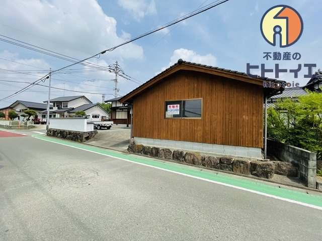 中古住宅)福岡県八女市本の前面道路含む現地写真