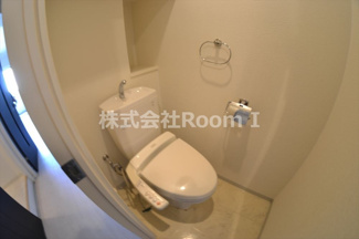 【トイレ】 | アプリーレ堺筋本町（レジェンドール心斎橋東Ｇ-レジデンス） | 落ち着いた色調のトイレです