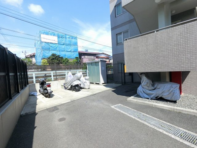 【その他共用部分】 | ルピナス上星川 | バイク置場です。