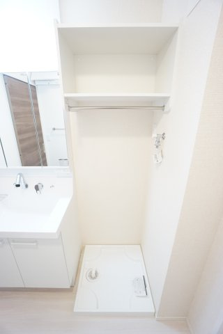 【洗面所】 | Ｇｒａｎｄ　Ｃａｌｉｃｅ　（グランカリス） | ※同物件、同タイプ、間取り反転のお部屋です