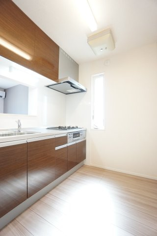【キッチン】 | Ｇｒａｎｄ　Ｃａｌｉｃｅ　（グランカリス） | ※同物件、同タイプ、間取り反転のお部屋です