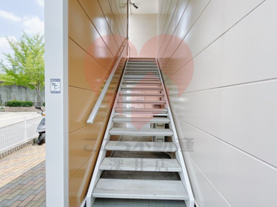 【エントランス】 | レオパレス有富