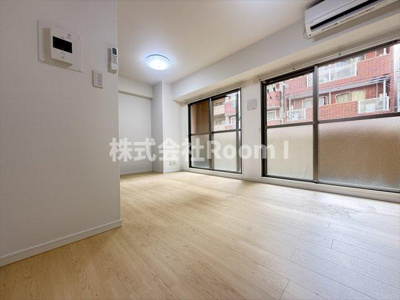 【洋室】 | willDo堺筋本町 | 落ち着いた色調の洋室です