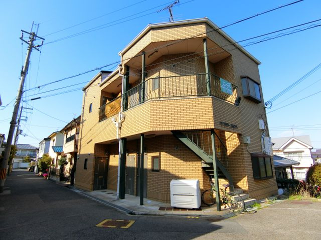 ヨーロピアンくみの木の外観