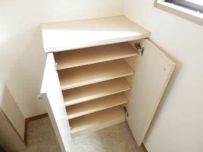 綾小路パレスの収納|下駄箱