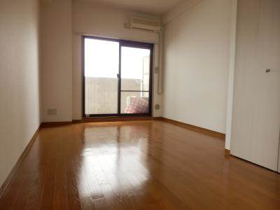 綾小路パレスの寝室|洋室