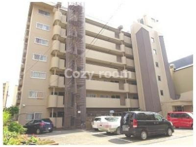 【外観】 | ニューライフ江坂 | 落ち着いた雰囲気の外観です