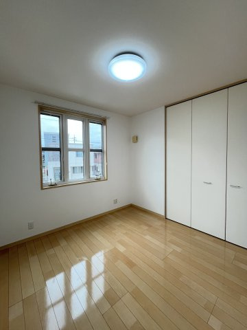 アレグリアの洋室