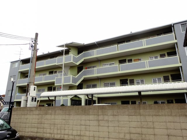 尾崎コーポの外観