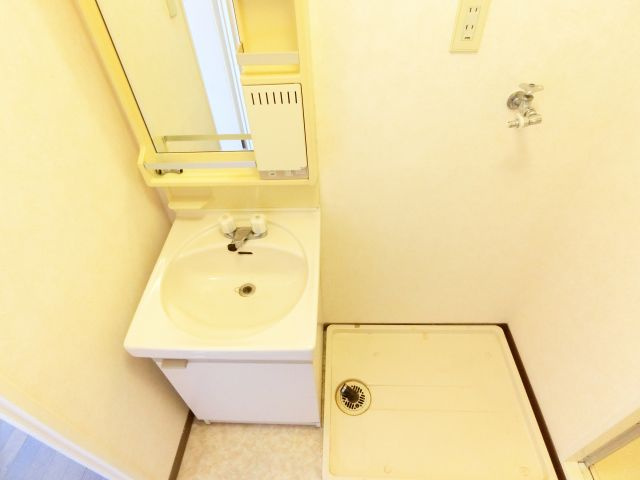 尾崎コーポの洗面所|同物件別部屋イメージ写真