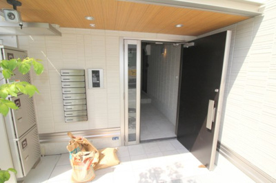 【エントランス】 | NaP Square