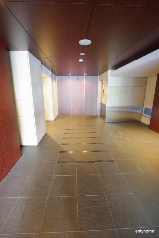 エスリード福島駅前　仲介手数料無料のロビー