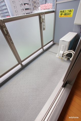 エスリード福島駅前　仲介手数料無料のバルコニー