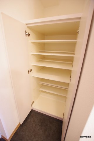 エスリード福島駅前　仲介手数料無料の玄関