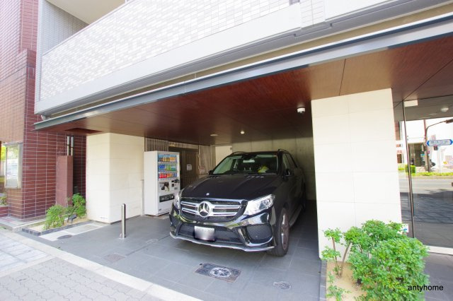エスリード福島駅前　仲介手数料無料の駐車場