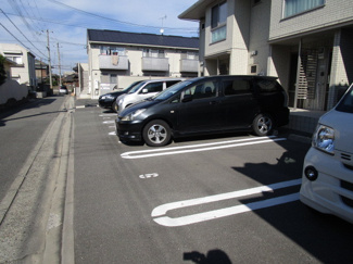 【駐車場】