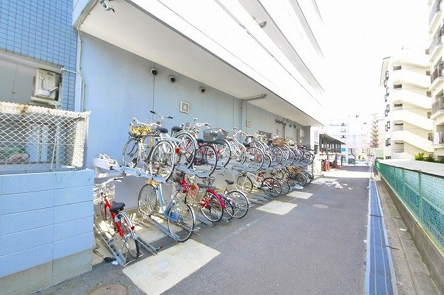 カーサフラッシュナカイのその他共用部分|駐輪場です