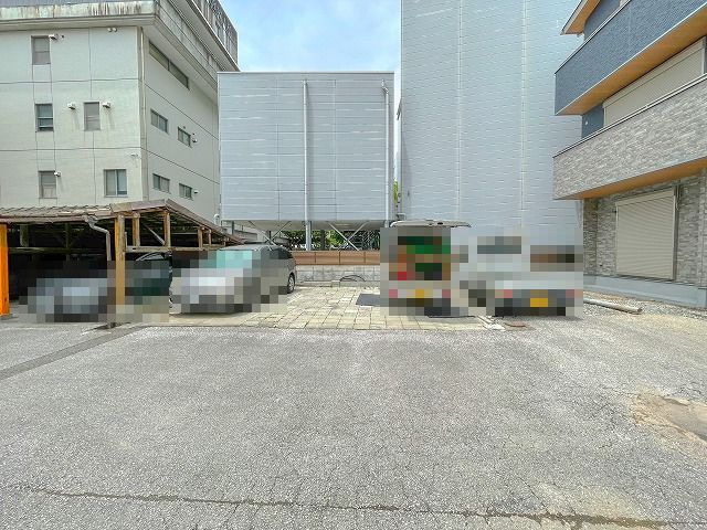 アルカディアの駐車場|駐車スペースもあります