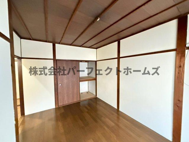 枚方市桜丘町の一戸建ての洋室|個人の部屋や寝室として使える洋室です