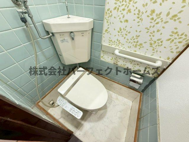枚方市桜丘町の一戸建てのトイレ|トイレもきれいです