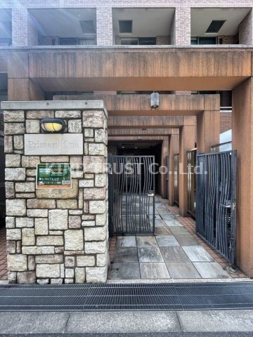堂島プライマリーワンのエントランス|落ち着いたエントランスです