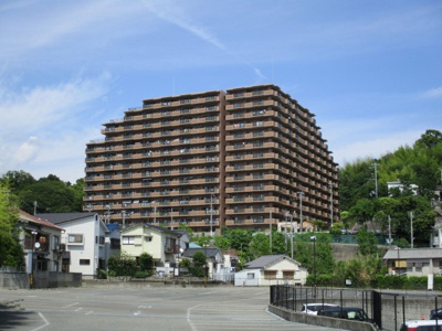 【外観】 | リブコートフェリス須磨山手台 | 自然感じる環境の中にございます。