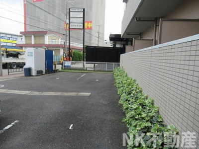 【駐車場】 | メルヴェーユ（荒本賃貸） | 空きはご確認下さい。