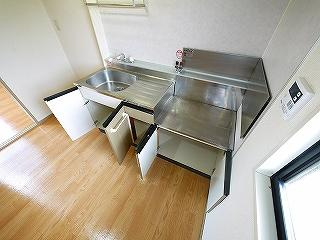 サンコートD棟のキッチン|キッチンでお料理をお楽しみください