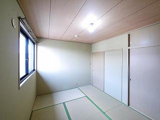 サンコートD棟の和室|和室ならではの温かな和の空間で寛ぎの時間を過ごせます