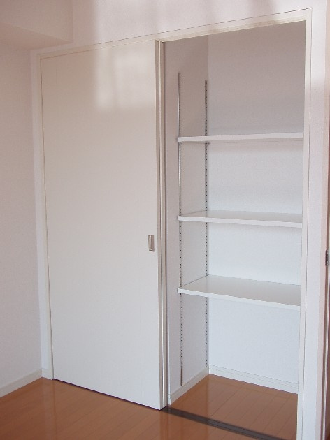 サヴォイテンジンクォーター　10階の収納|別号室のものになります。現状優先です。