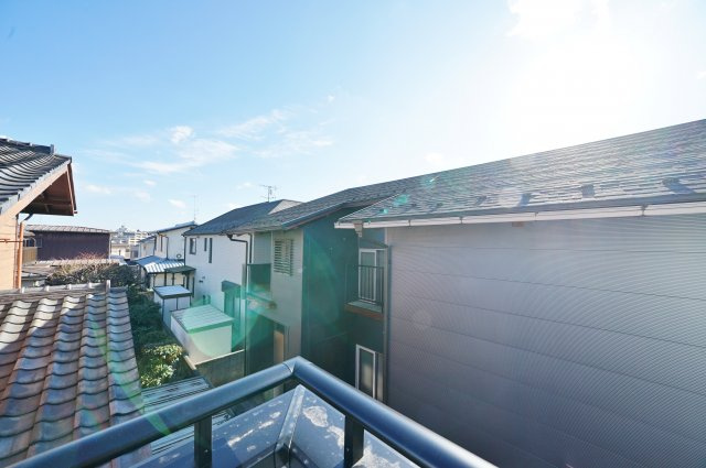 高台の閑静な住宅街。カースペース２台！保土ヶ谷区狩場町　全3棟　新築戸建ての展望